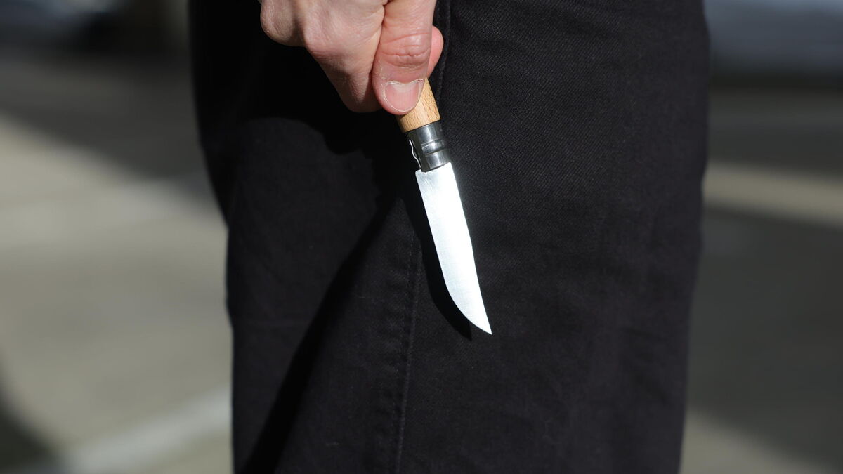 automobiliste - Marseille : Un automobiliste poignardé après un différend sur la route, un homme interpellé.