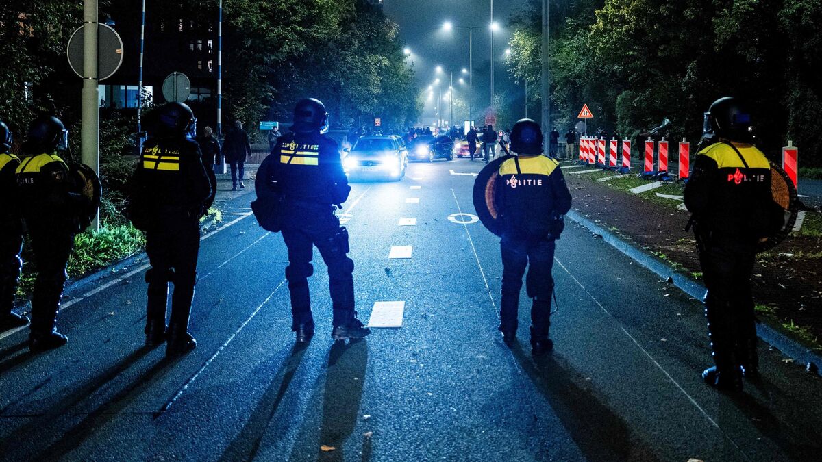 police - Supporters israéliens attaqués à Amsterdam : un rapport révèle comment la police a été « dépassée »