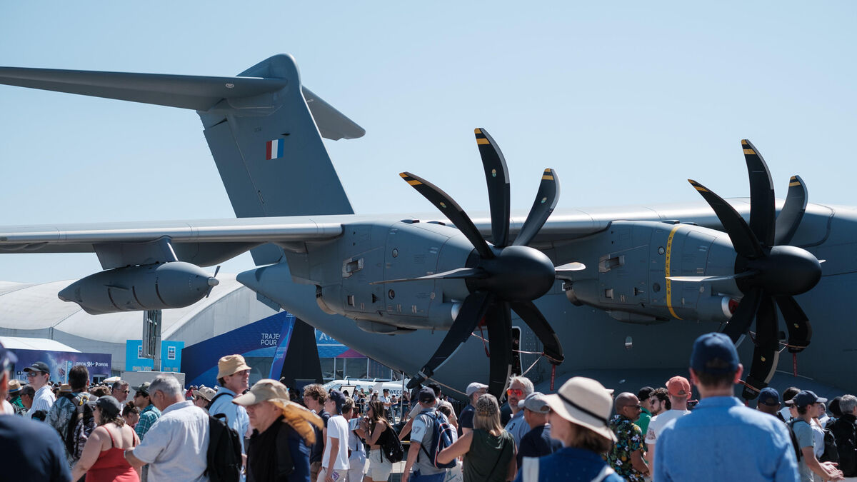 Salon - Projet d'action contre le Salon du Bourget : quatre militants d'ultra gauche mis en examen