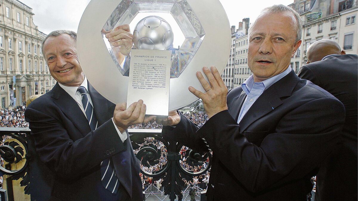 buteur - Mort de Bernard Lacombe : Aulas, Giresse, Génésio, Deschamps... Un torrent d'hommages pour un buteur mythique