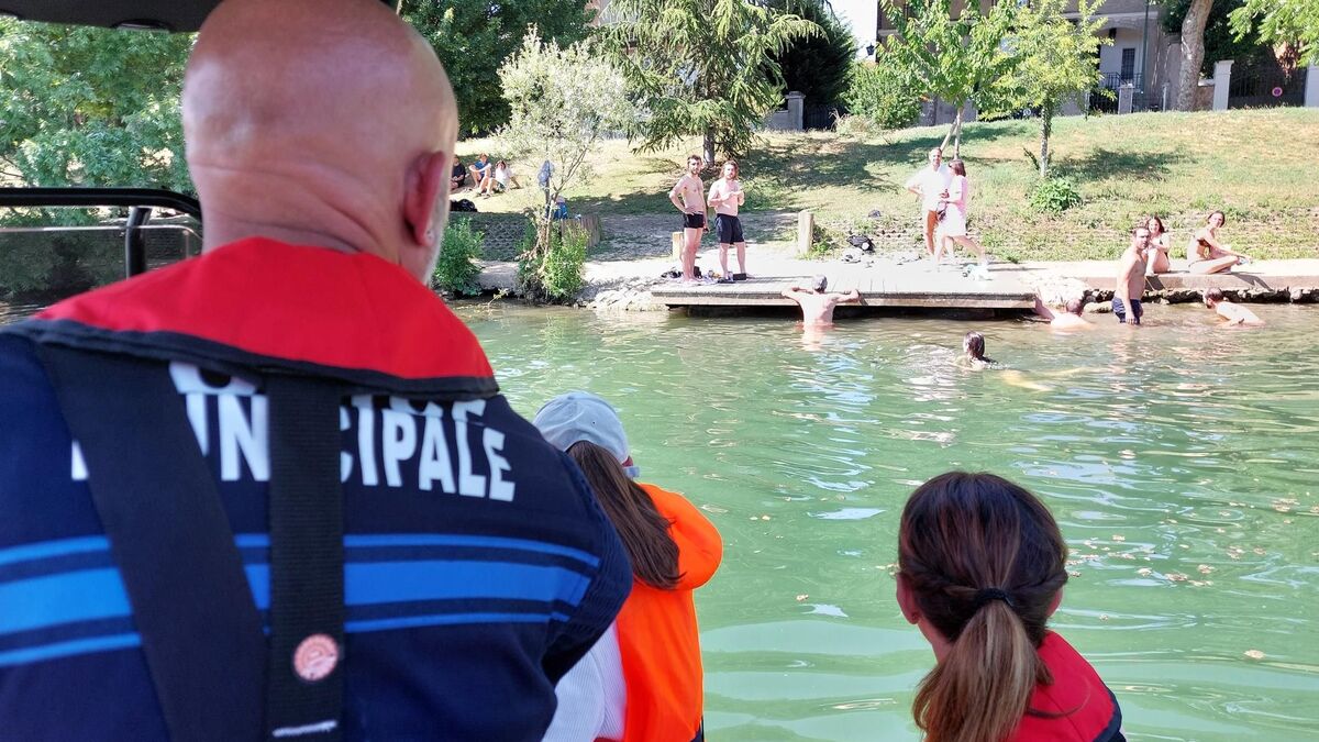 noyades - « Remontez sur la berge s'il vous plaît » : En patrouille sur la Marne pour prévenir les noyades