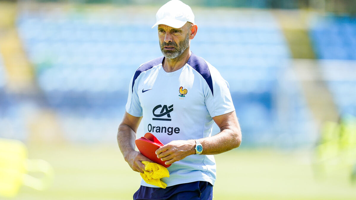 Football - Football : Gérald Baticle reste à la tête de l’équipe de France Espoirs pendant l’Euro