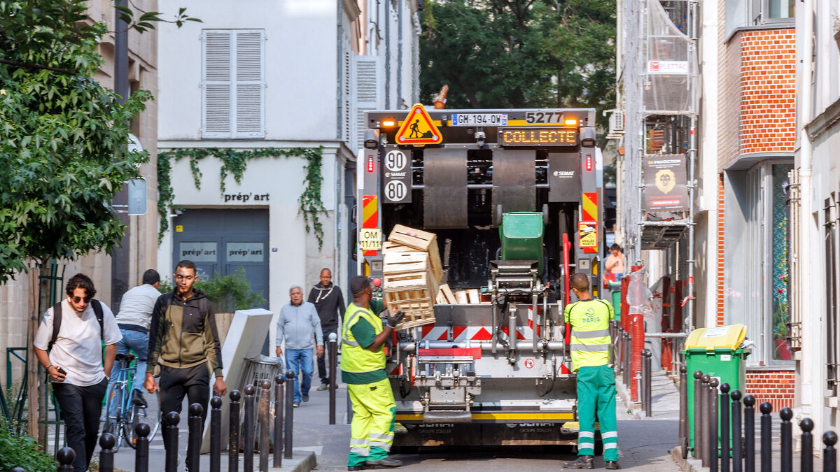 Chaleurs - Interdiction de Travailler en Short Pendant les Fortes Chaleurs : Les Éboueurs de Niort Se Mettent en Grève