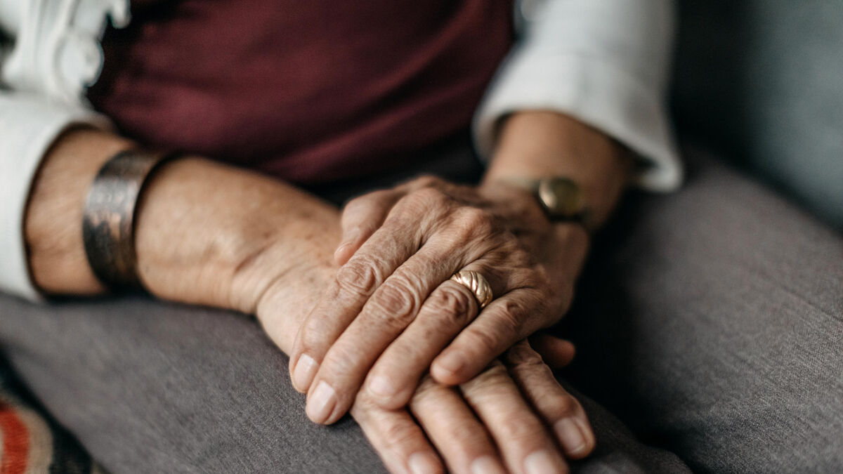 Mariée - « Ils ne voulaient pas être séparés » : Mariée depuis 63 ans, une Bretonne décède seulement cinq heures après son époux
