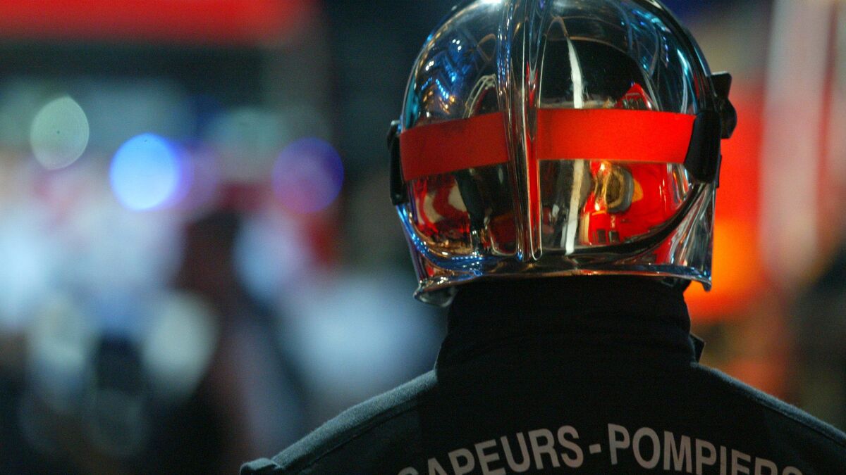 pompiers - Les pompiers de l'aube se battent pour honorer leurs collègues décédés en service, mais leur fourgon est volé.