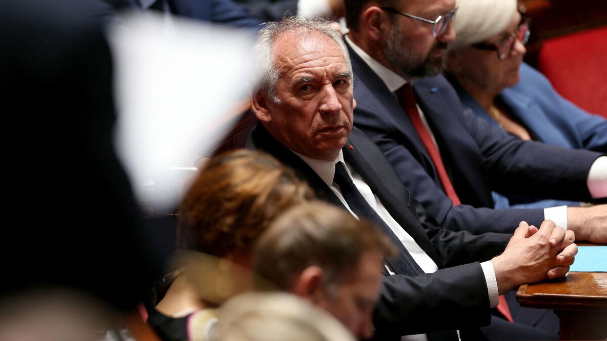Bayrou - « Il sait désormais qu’il va tomber » : François Bayrou se prépare à sa sortie « par la grande porte »