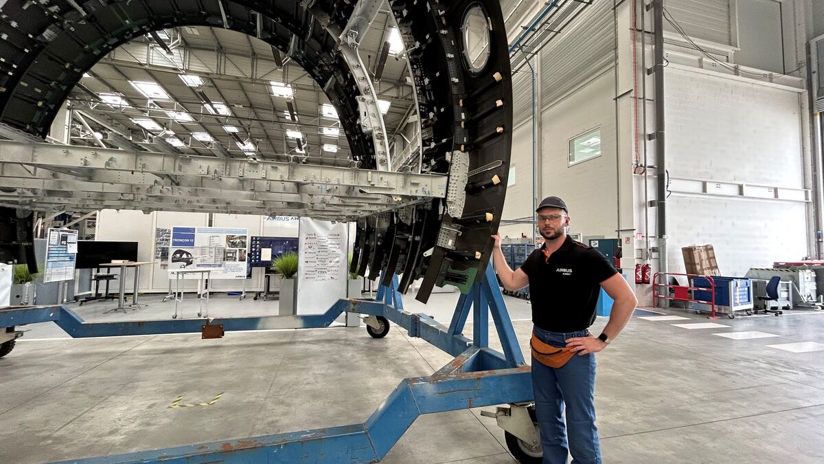 Emplois - 25 000 Emplois à Saisir : Aéronautique et Spatial, Comment Trouver des Opportunités à Haute Altitude ?
