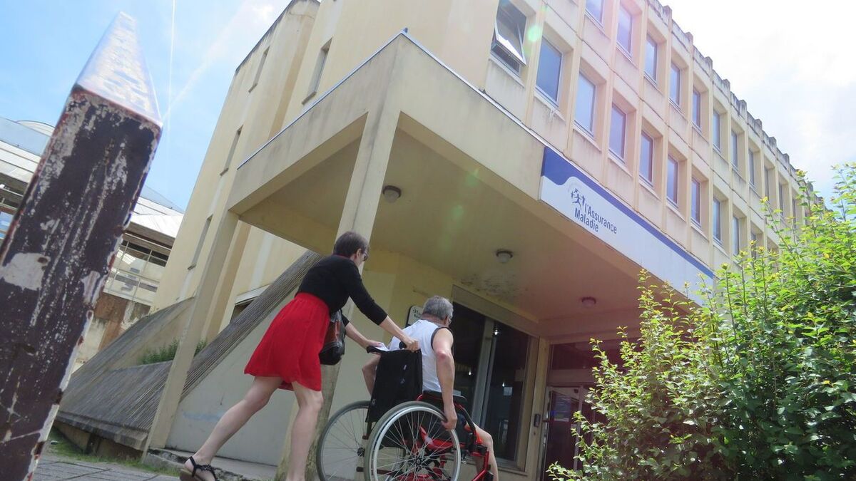 Logement - Une Personne Handicapée Fait Condamner L’État Après Avoir Attendu Un Logement De HLM Pendant 20 Ans
