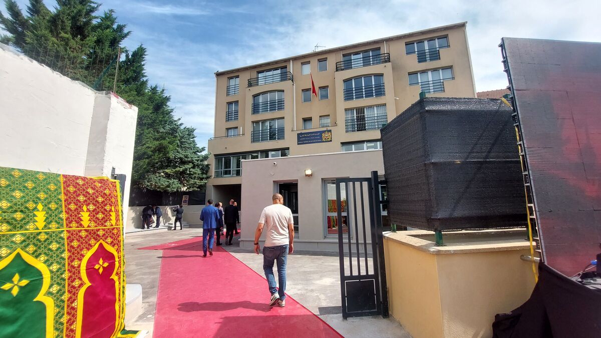 Mantes-la-Jolie - Consulats du Maroc et du Sénégal : Diaspora et Espions… Découvrez Mantes-la-Jolie, Terre Diplomatique
