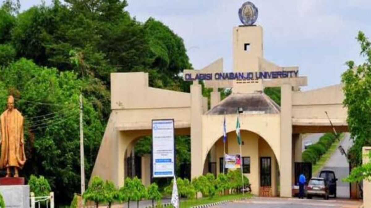 Université - « Pourquoi Une Université Du Nigeria Imposerait-elle Le Port Du Soutien-gorge Aux Étudiantes Pour Ne Pas Susciter Le Désir Chez Le Sexe Opposé ? »