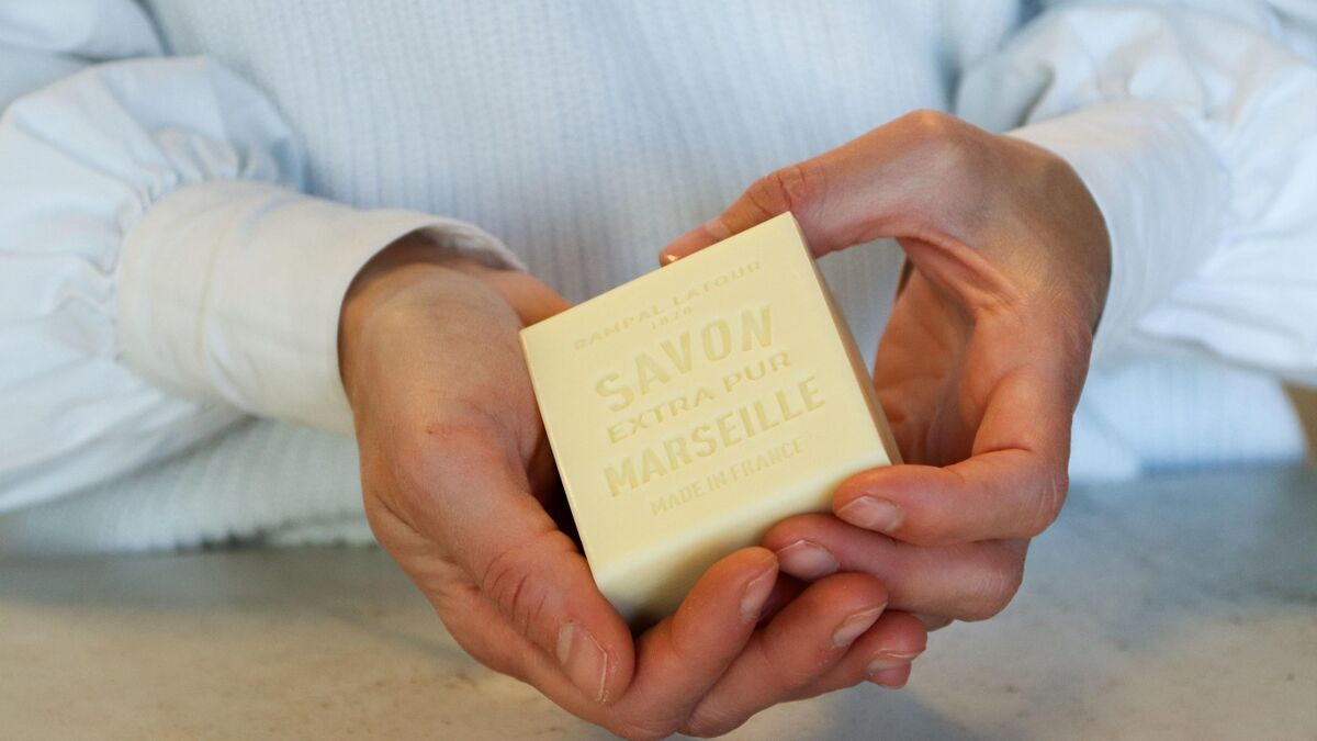 savon - Mousse à raser, liquide vaisselle, répulsif… Voici 5 usages du (vrai) savon de Marseille, écolo et économique