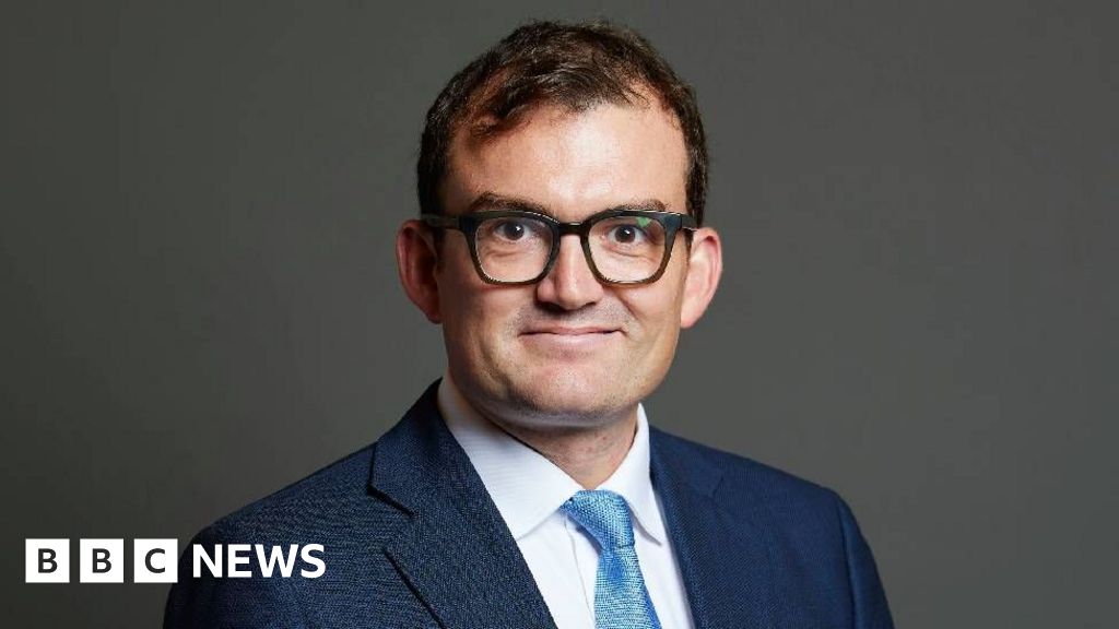 député - Un député plaide non coupable des accusations d'agression sexuelle