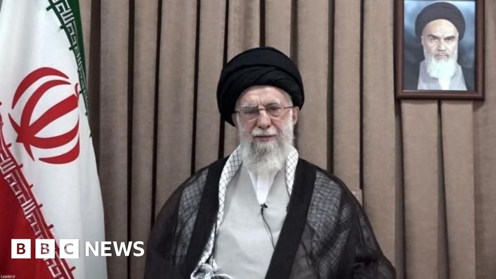 Trump - Trump a approuvé des plans d'attaque contre l'Iran mais n'a pas pris de décision finale, selon les médias américains