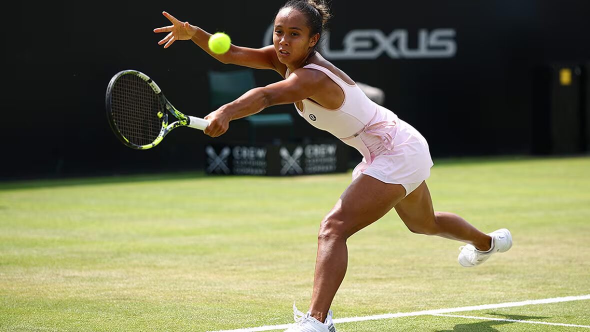 tennis - Leylah Fernandez bat sa favorite locale au premier tour de l'événement de tennis en Allemagne