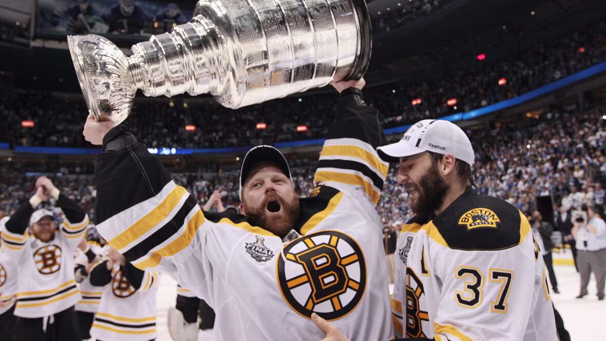Coupe - Les Oilers d'Edmonton pourraient rejoindre les équipes d'élite de la LNH qui se sont battues lors du match 6 pour remporter la Coupe Stanley.