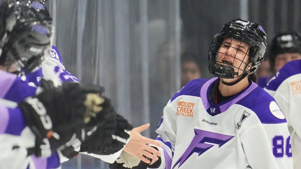 PWHL - Michela Cava de Thunder Bay est 'vraiment enthousiaste' à l'idée de rejoindre le PWHL de Vancouver