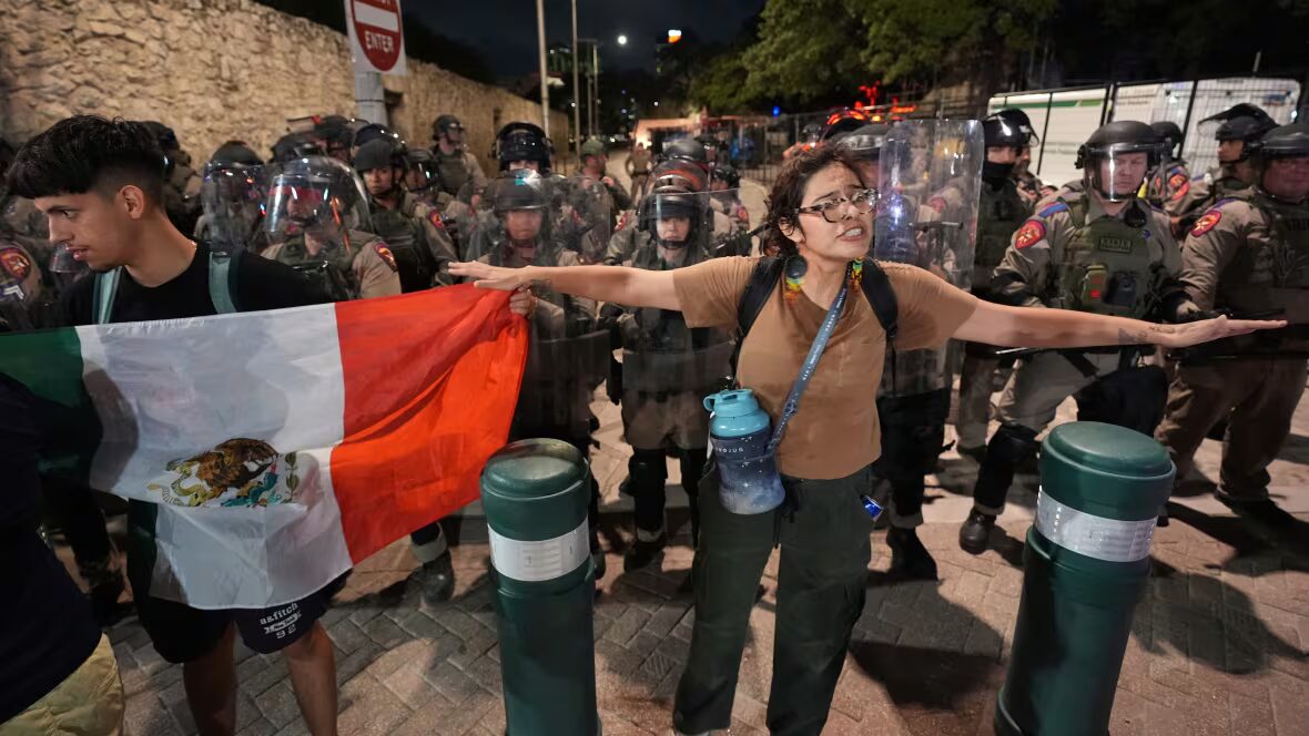 manifestations - Des manifestations contre les raids fédéraux d'immigration éclatent à travers les États-Unis, d'autres étant prévues