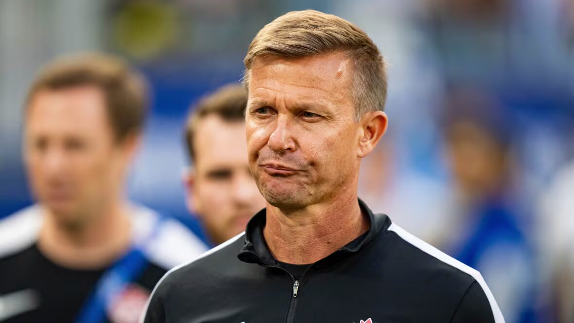 empoisonnés - L'entraîneur de Canada Soccer affirme que les joueurs des Vancouver Whitecaps ont été 'empoisonnés' lors de leur voyage en finale de coupe au Mexique