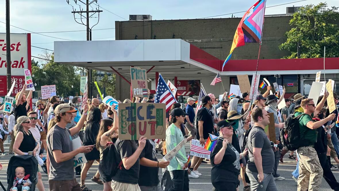 police - La police de Salt Lake City estime qu'un homme abattu lors d'une manifestation "no Kings" était un innocent passant.