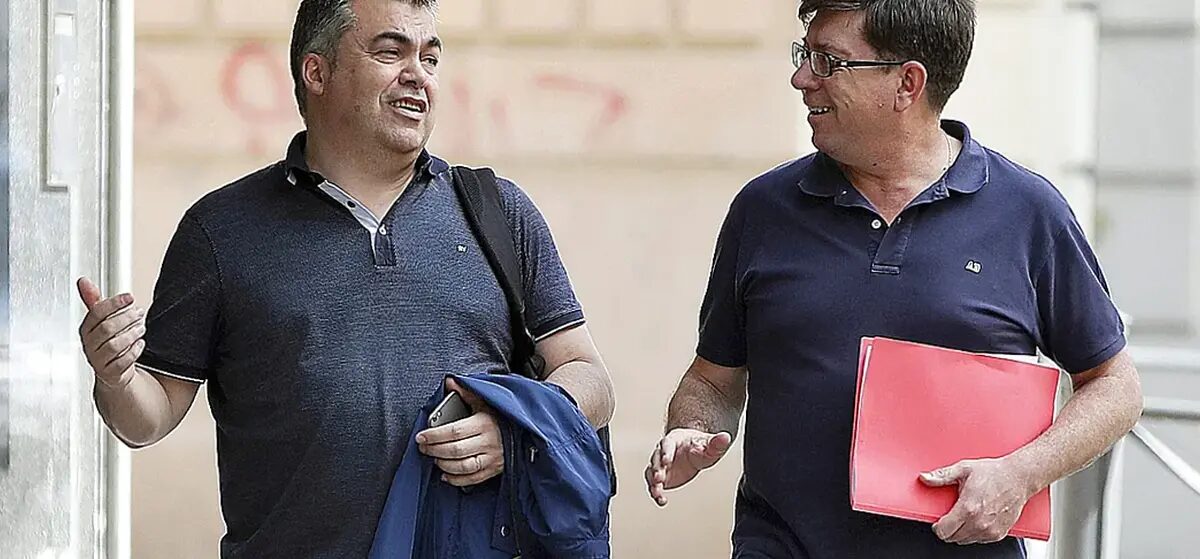 Ferraz - Sánchez supervise le nouveau Ferraz avec Paco Salazar, son escudero à Moncloa et le dernier homme du noyau dur des primaires