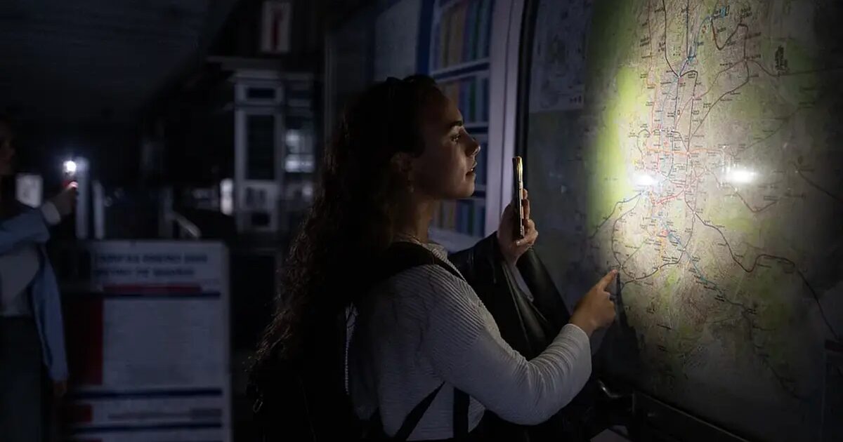 blackout - Les experts d'Entso-e s'accordent avec Red Électrique et pointent une "succession de déconnexions de génération et d'augmentations de tension" sans précédent comme cause du blackout en Espagne.