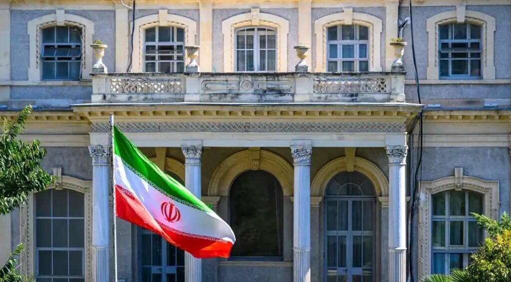 Iran - L'Iran et les pays européens reprennent le dialogue nucléaire à Istanbul pour éviter de nouvelles sanctions