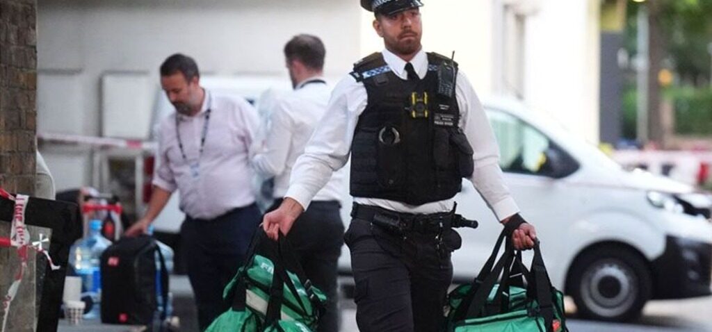 entreprise - Deux morts et deux blessés dans une agression au couteau dans une entreprise du sud de Londres
