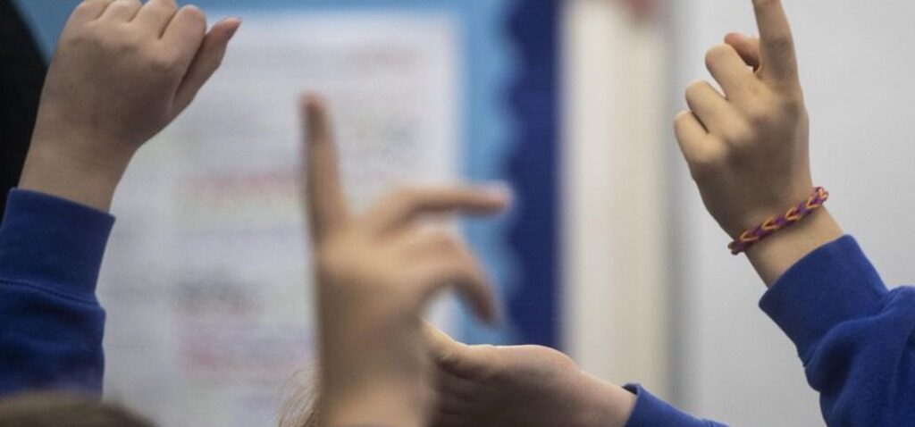 soins - Le gouvernement pressé de maintenir les plans de soins pour les enfants ayant des besoins spécifiques