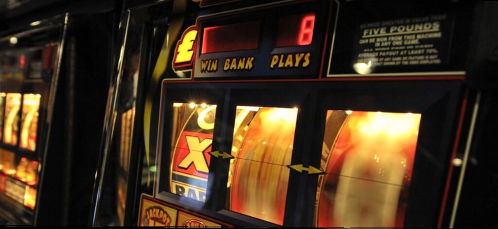demandeurs - Certains demandeurs d'asile abusent des cartes de paiement pour jouer aux jeux d'argent