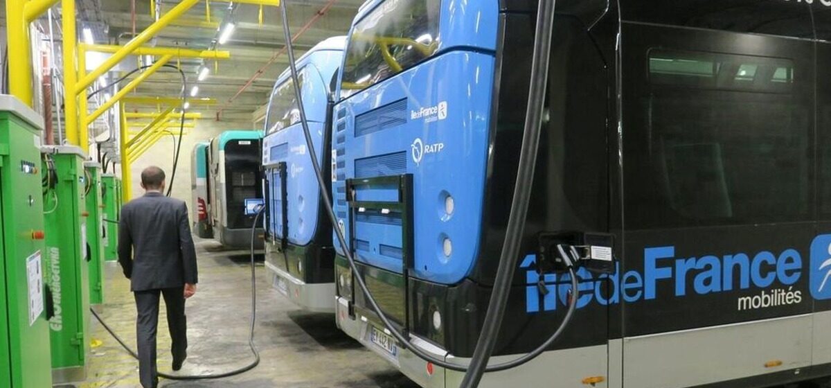 diesel - Île-de-France : Plus de la moitié des bus et cars fonctionnent encore au diesel