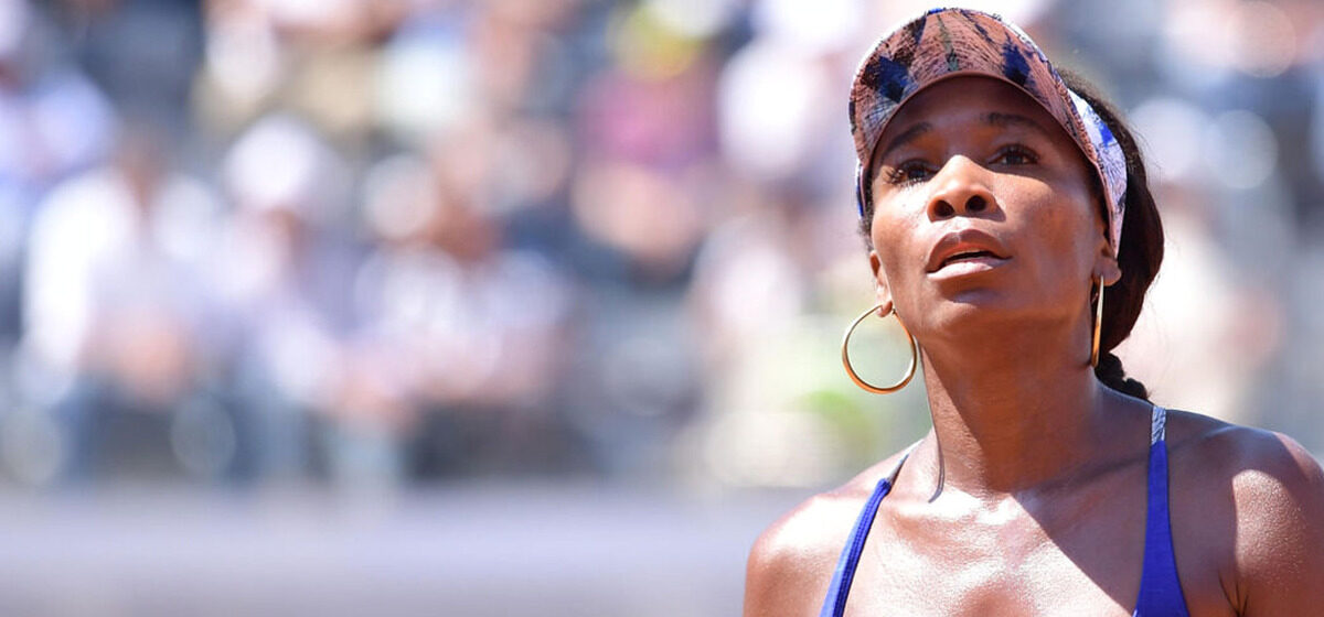 balle - « Je vais m’efforcer de mettre la balle dans le court », confie Venus Williams avant son grand retour à Washington.