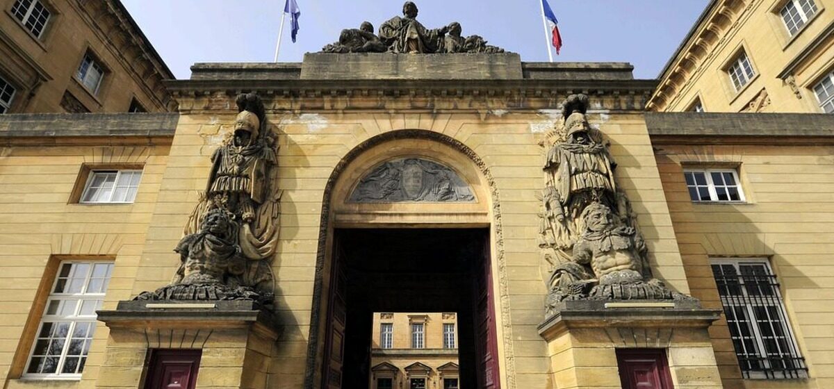 féminicide - Procès d'une tentative de féminicide à Metz : « Mon seul centre d'intérêt, c'était elle », se défend l'accusé.