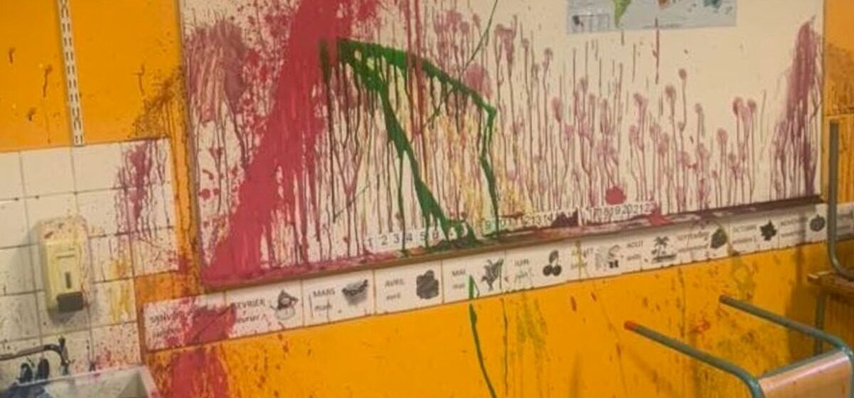 école - « Inacceptable » : Une école d'Arles vandalisée par un groupe de jeunes mineurs, la mairie dépose plainte