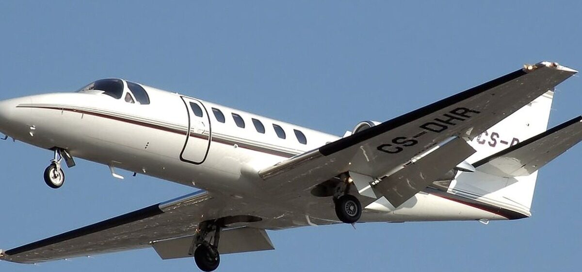 taxation - Impact climatique de l'avion : Huit pays, dont la France, souhaitent augmenter la taxation des jets privés et des classes premium.