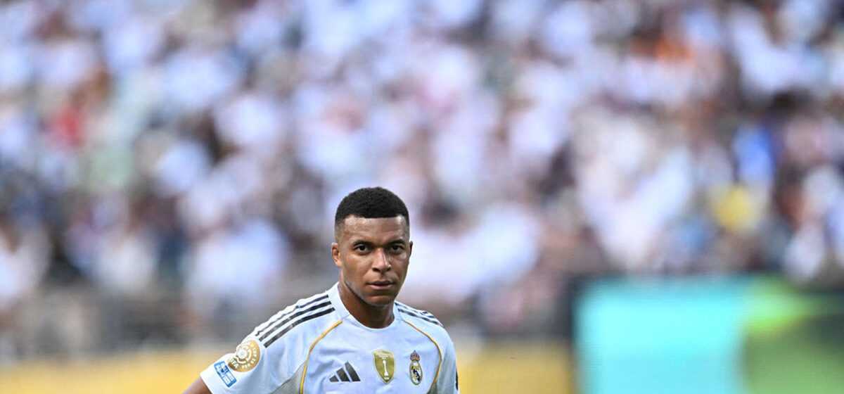 Boutiques - Le Real Madrid Officialise le Numéro 10 de Kylian Mbappé et Prévoyait une Forte Affluence dans Ses Boutiques