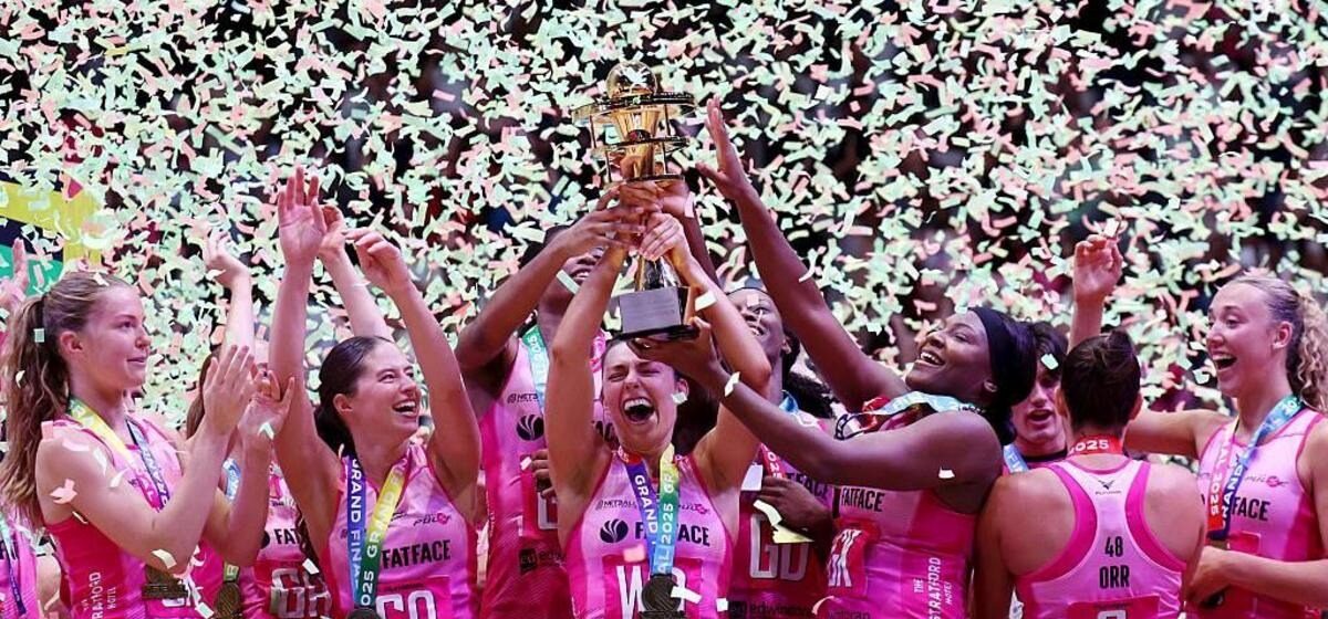titre - Pulse détrône un Lightning 'dévasté' pour remporter son premier titre de Netball Super League