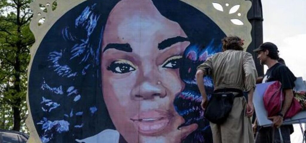 États-Unis - Les États-Unis demandent une peine de prison d'un jour pour l'officier condamné dans la fusillade de Breonna Taylor