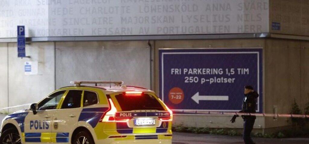 star - Trois personnes emprisonnées pour le meurtre de la star suédoise du hip-hop dans un parking