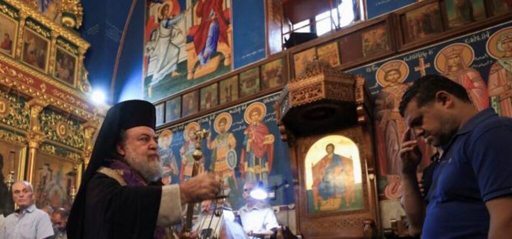 Frappe - Israël Regrette la Frappe Mortelle Contre une Église Catholique à Gaza