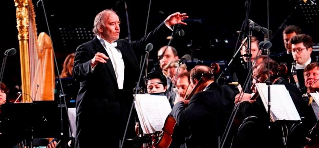 Poutine - Gergiev, l'ami de Poutine, va diriger alors que l'Italie lève l'interdiction sur les artistes pro-kremlin