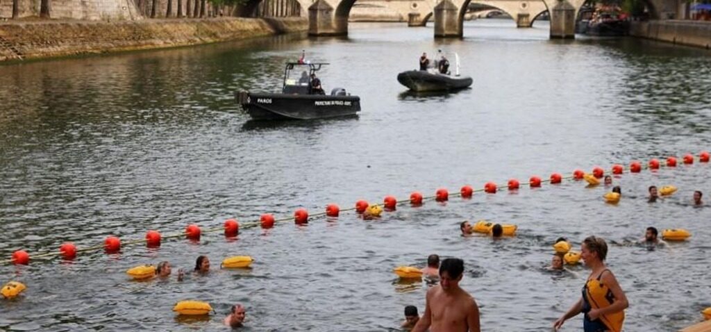 Seine - La Seine rouvre aux nageurs à Paris après un siècle d'interdiction