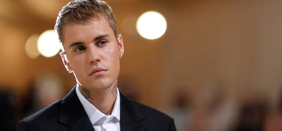 album - Justin Bieber annonce ce qui semble être un nouvel album surprise