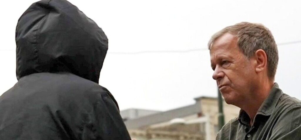 caméra - « Ma caméra secrète fonctionne-t-elle ? - Se faisant passer pour un migrant afin d'infiltrer un gang transmanche »