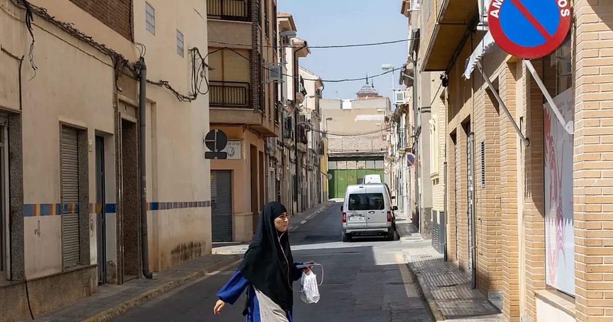 Gouvernement - Le Gouvernement Donne Un Mois Au Conseil Municipal De Jumilla Pour Révoquer L'Accord Entre Le PP Et Vox Interdisant Les Prières Musulmanes Dans Les Installations Sportives