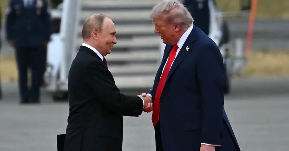 Trump - Trump et Poutine se confrontent en Alaska sous l'œil attentif de l'Ukraine et de l'Europe