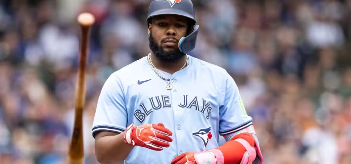 IRM - Vladimir Guerrero Jr., étoile des Blue Jays, passera une IRM de la cuisse après avoir quitté le match