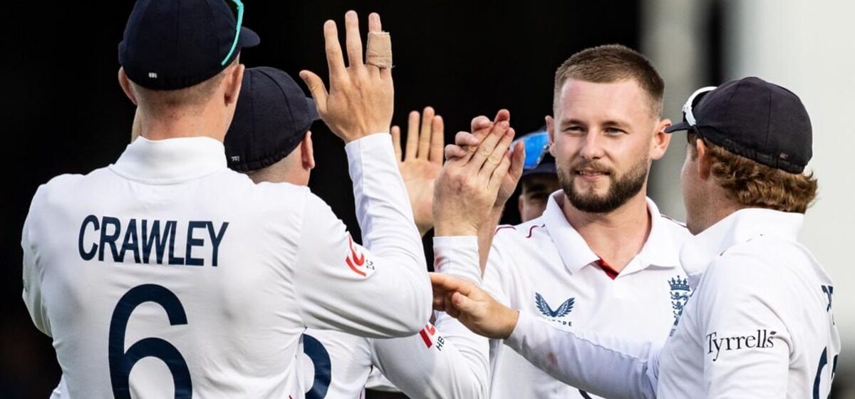 blessure - La blessure de Woakes gâche le jour d'ouverture bizarre de l'Angleterre