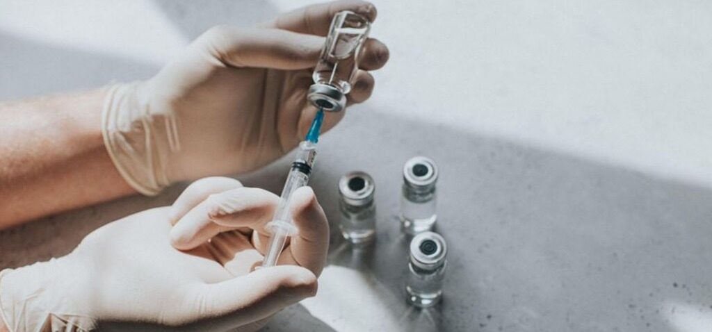 chirurgie - Le gouvernement se tourne vers des TikTokers pour conseiller sur la chirurgie esthétique à l'étranger