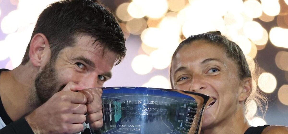 titre - Mission accomplie : les spécialistes du double remportent le titre mixte de l'US Open