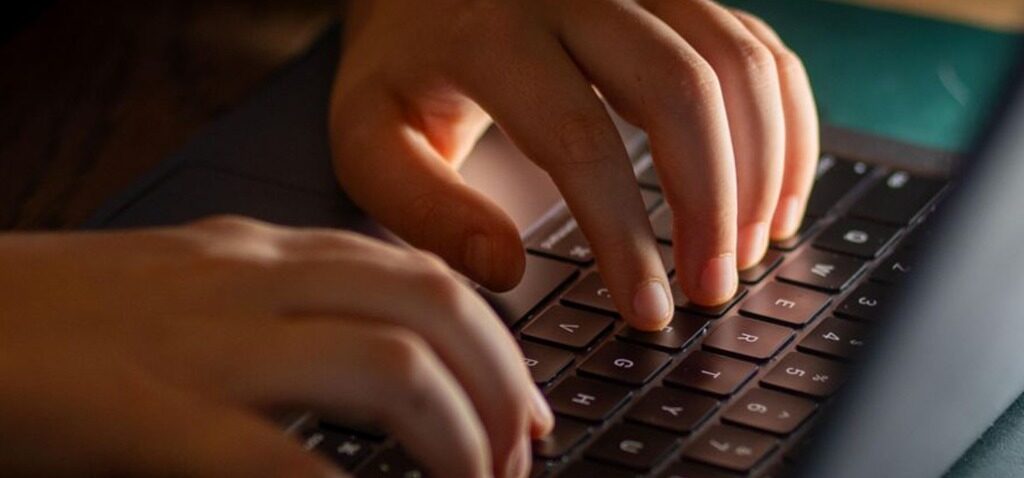 VPN - Les ministres sommés d'interdire l'utilisation de VPN par les enfants pour accéder à la pornographie
